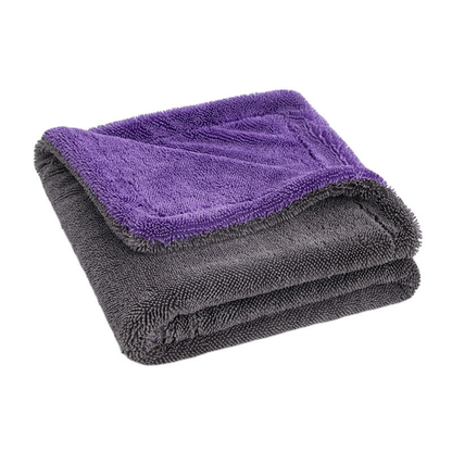 Opgevouwen Droogdoek 1600 GSM van Franksauto.nl 50 x 80 cm 